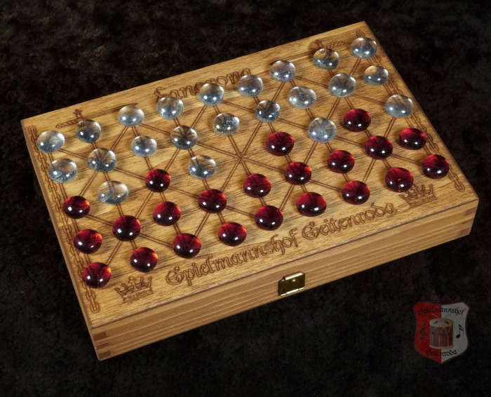reisespiel holzspielesammlung holzschatule glasspielsteine historische brettspiele latrunculi fanorona festungsspiel spielerspelunke