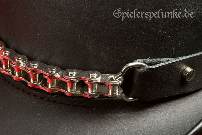 lederhut biker schwarz mit motorradkette