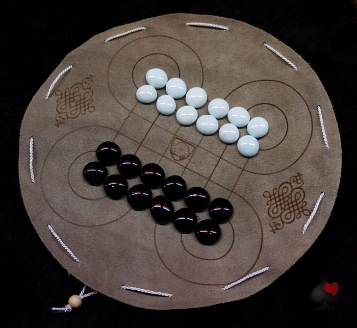 spielerspelunke lederspiel surakarta