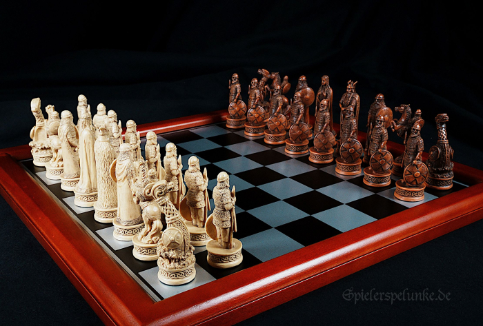 Preview: historische schachfiguren wikinger holzfarben elfenbeinfarben spielerspelunke