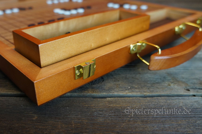go go bang brettspiel koffer massivholz mahagonifarben