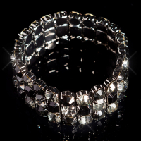 Spielerspelunke strassarmband 4reihig stretch klar